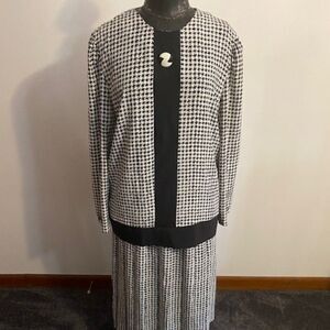 Jo Hanna York by Joan Davis Black White skirt set Vintage, size 18